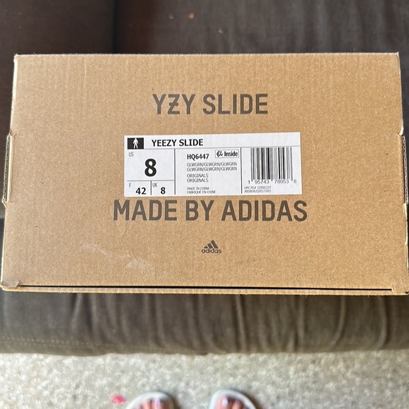 Yeezy Slide Empty Box Size 8 - Picture 2 of 3